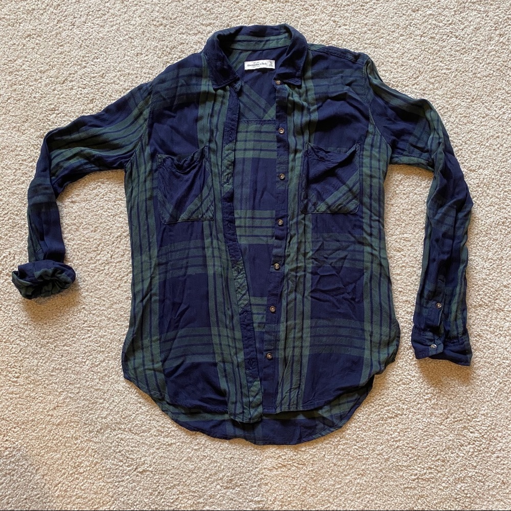 Abercrombie & Fitch Plaid Button Down Shirt